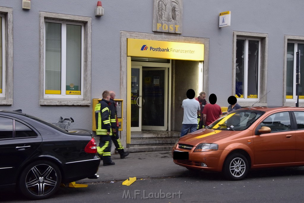 Geldautomat gesprengt Koeln Lindenthal Geibelstr P103.JPG - Miklos Laubert